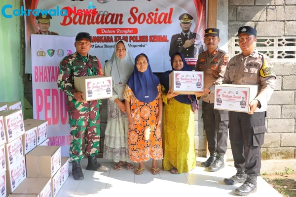 Peringati HUT Bhayangkara ke-80, Polres Kendal Laksanakan Donor Darah dan Bansos di Ngampel