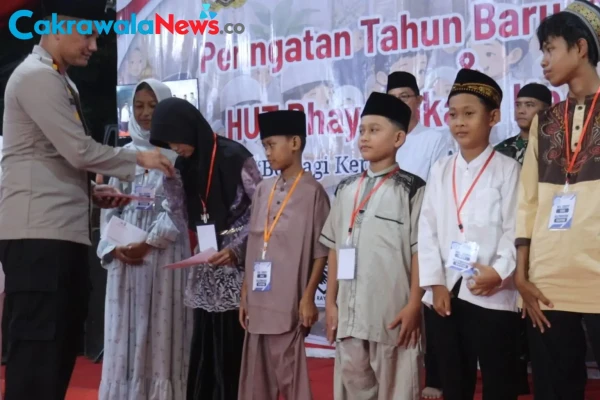 Doa Bersama Dan Santunan Anak Yatim Warnai Peringatan Hari Bhayangkara Ke-80