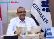 Wamenaker Afriansyah Noor Buka Webinar LKS Bipartit 2026