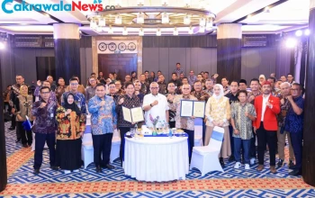 Wamenaker Afriansyah Noor Hadiri Penandatanganan Perjanjian Kerja Bersama PT KAI dan SPKA Periode 2026 2028