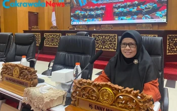 Anggota-Komisi-B-Enny-Minarsih