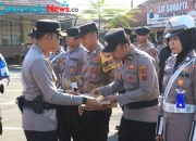 Kapolres Tegal AKBP Bayu Prasetyo Pimpin Apel Pagi dan Berikan Penghargaan kepada Personel Berprestasi
