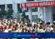 Kepala Dinkominfo Surabaya Eddy Christijanto Menjelaskan Aturan Iuran Kampung Melalui Layanan Hotline Lapor Cak Eri
