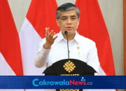 Menteri Ketenagakerjaan Yassierli membuka Silaturahmi Nasional Lembaga Kerja Sama Tripartit Nasional di Jakarta