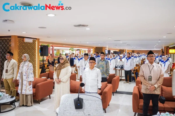Bentuk Apresiasi Spiritual, ParagonCorp Lepas Keberangkatan 135 Karyawan ke Tanah Suci