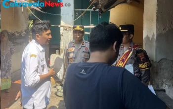 Personel-Pamapta-Polres-Tegal-Melakukan-Penanganan-Awal-Laporan-Masyarakat-Melalui-Call-Center-110-di-Desa-Grobog-Wetan-Kabupaten-Tegal