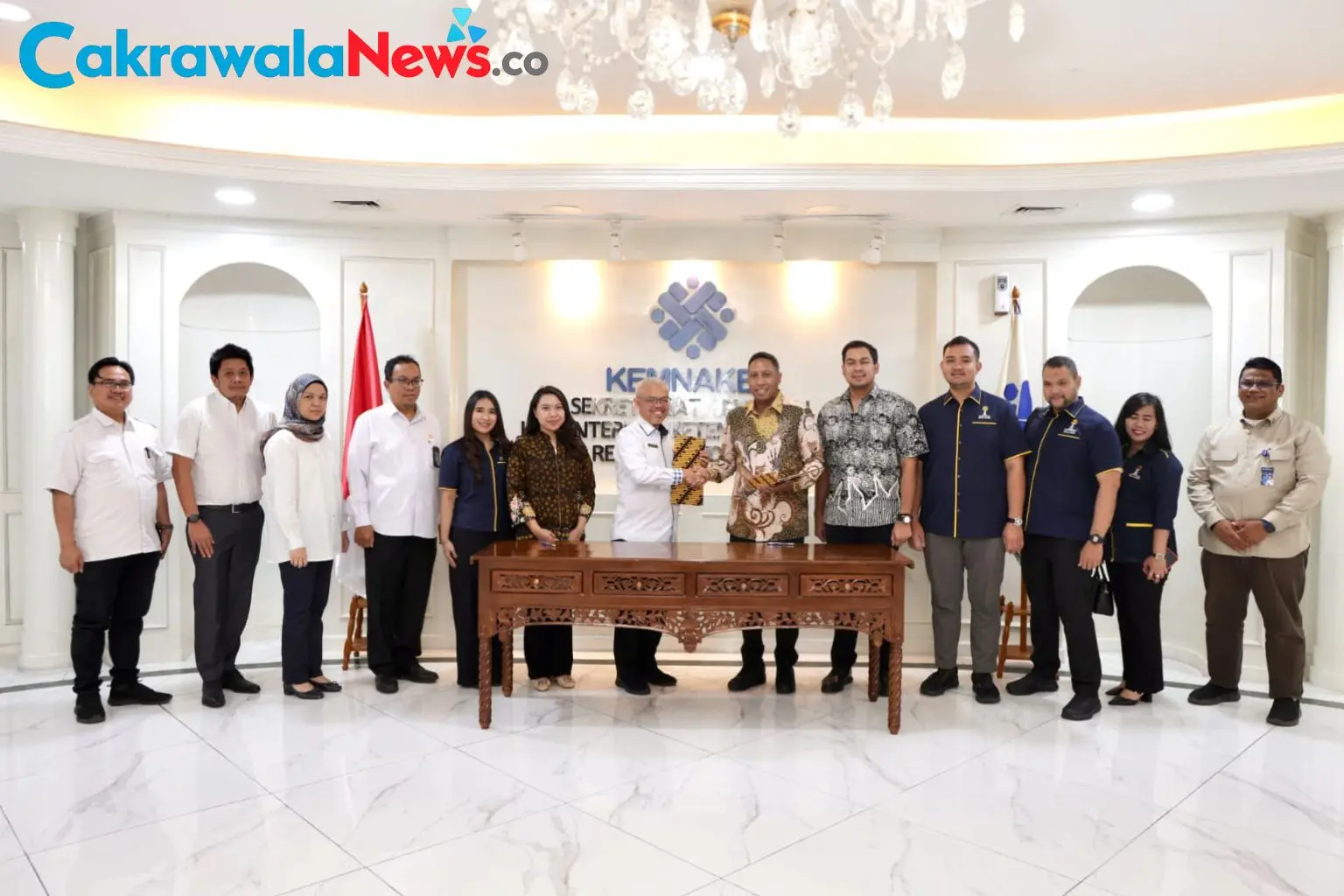 Sekjen Kemnaker Cris Kuntadi dan BPD HIPMI Jaya Teken Kesepahaman Pengembangan Keterampilan Tenaga Kerja