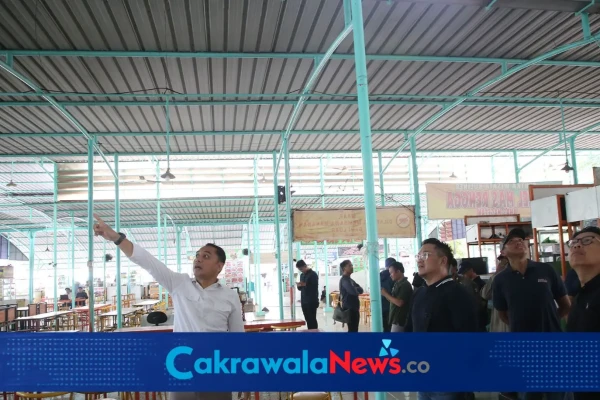 Pemkot Surabaya Tegaskan Seluruh SWK Dikomandoi Dinkopdag, Bukan Paguyuban
