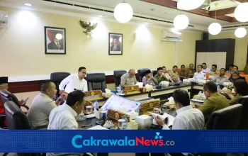 Suasana mediasi soal Drama penolakan pembangunan Gereja Santo Yusup di kawasan Karangpilang, Surabaya.
