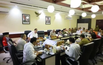 Suasana mediasi soal Drama penolakan pembangunan Gereja Santo Yusup di kawasan Karangpilang, Surabaya.
