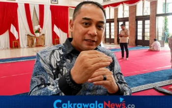 Wali Kota Surabaya Eri Cahyadi menyampaikan kebijakan penguatan pengawasan BUMD melalui audit independen rutin usai kasus dugaan korupsi di Kebun Binatang Surabaya.