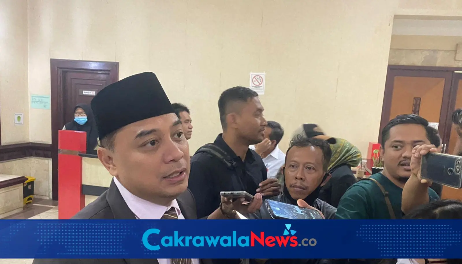 Wali Kota Surabaya Eri CahyadiI.