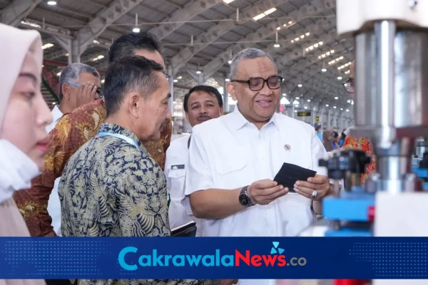 Wamenaker: Kehadiran Industri Harus Membuka Kesempatan Kerja bagi Warga Sekitar