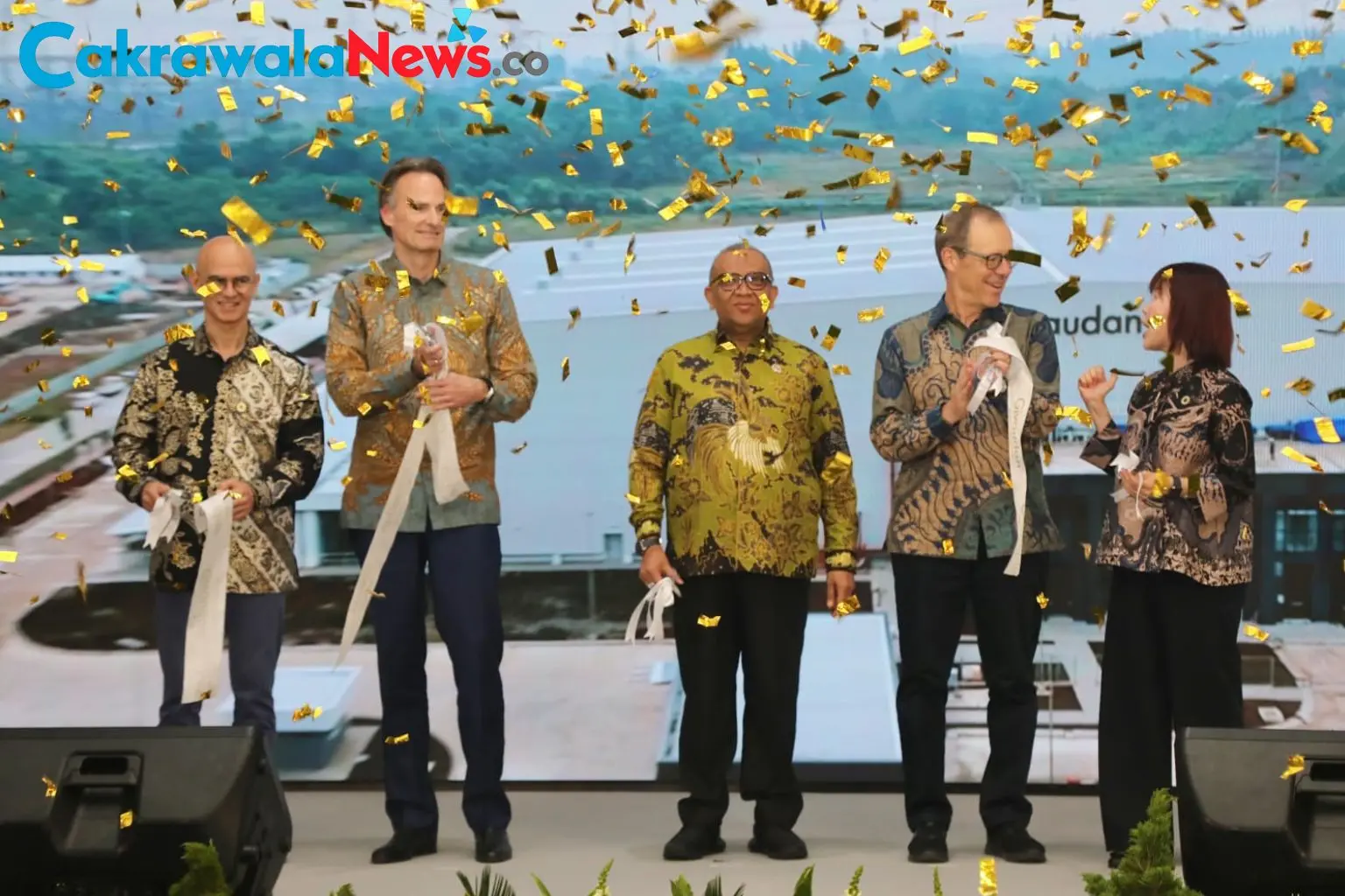 Wamenaker Afriansyah Noor Resmikan Fasilitas Produksi Baru PT Givaudan Indonesia di Bekasi