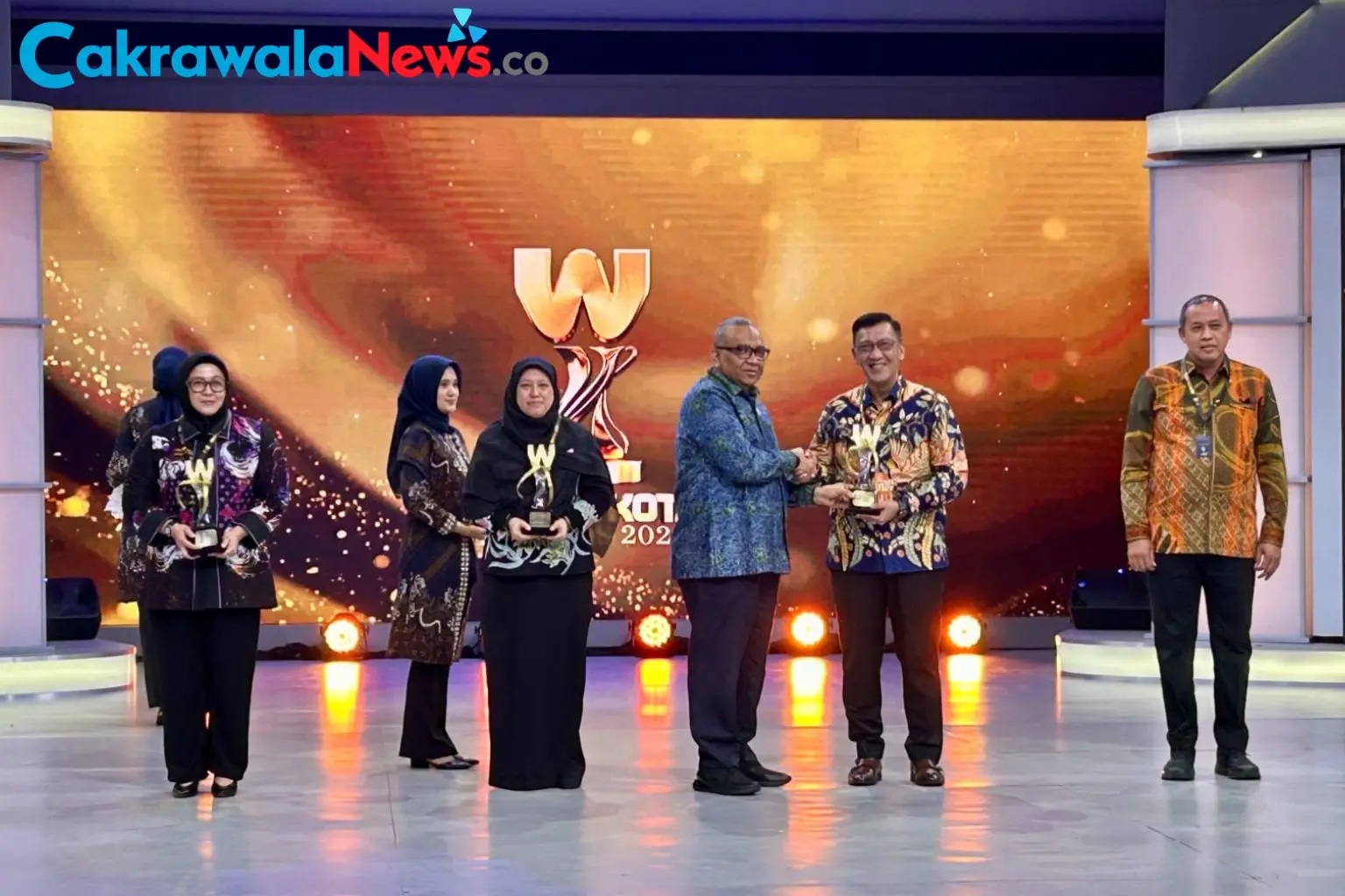 .Wamenaker Afriansyah Noor Tekankan Pentingnya Pelayanan Publik Cepat Transparan dan Berkualitas di Warta Kota Awards 2026