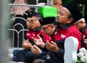 Muktamar ke-35 NU, PDI Perjuangan Jatim Ziarah ke Mbah Wahab, Mbah Hasyim dan Gus Dur