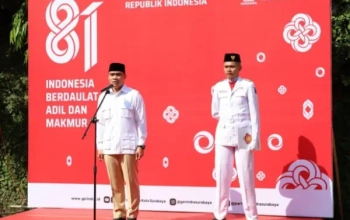 Cahyo Harjo saat memimpin Upacara HUT RI ke 81