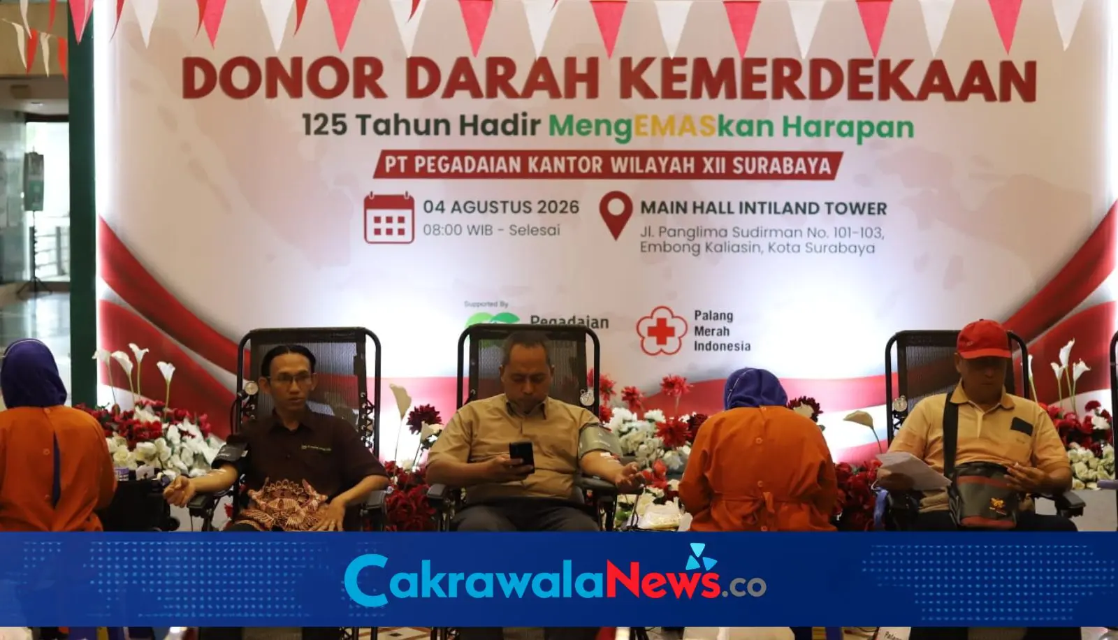 Donor darah yang digelar oleh PT Pegadaian Kantor Wilayah XII Surabaya.
