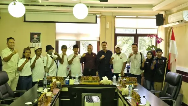 DPRD Surabaya mengajak warga memperkuat nasionalis