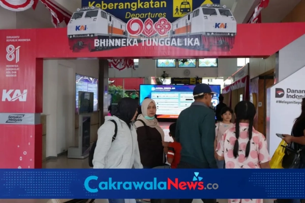 Libur Maulid Nabi, 162 Ribu Pelanggan Diproyeksikan Naik Kereta di Daop 8 Surabaya