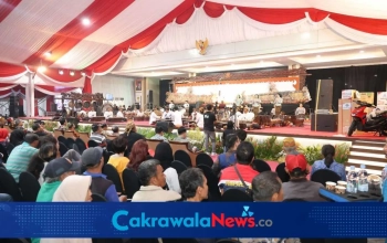 Suasana Pagelaran Wayang Diesnatalis Untag Surabaya