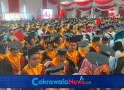 Untag Surabaya Wisuda 1.958 Lulusan, Rektor Dorong Alumni Berdaya Saing Global