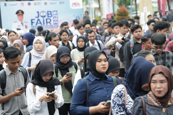 Pemkot Surabaya Buka 1.700 Peluang Kerja Luar Negeri lewat Mini Job Fair Siap Kerjo