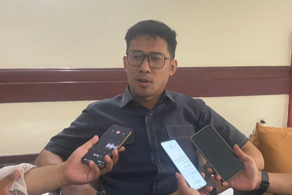 Azhar Kahfi Sebut Kasus Suap Rekrutmen Pemkot Surabaya Tak Bisa Selesai pada Sanksi