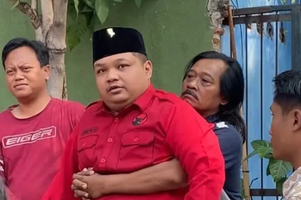Aksi Nekat Achmad Hidayat yang Kini Dipecat PDI Perjuangan, Sempat Mau Bakar Diri
