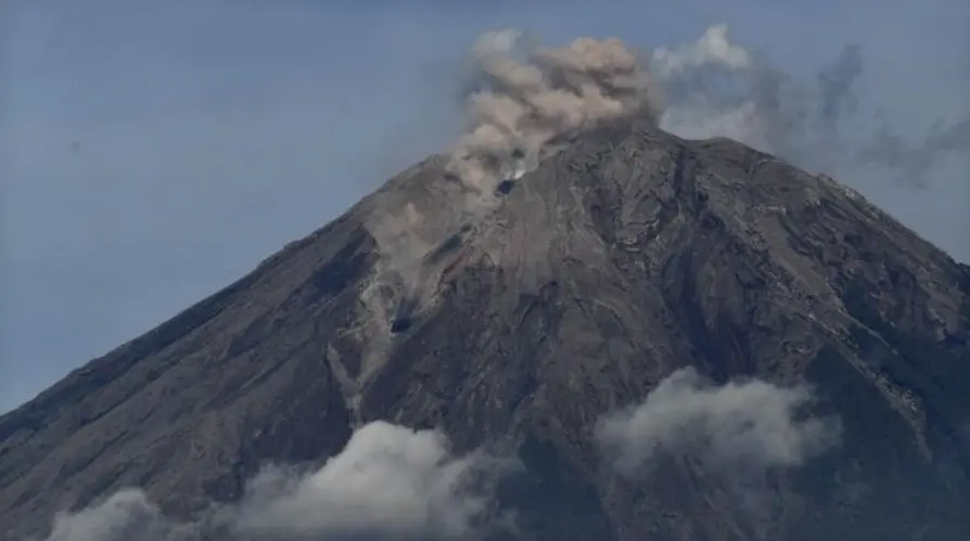 Gunung Semeru