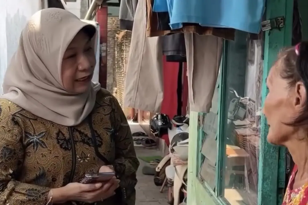 dok. Dinsos tinjau ke rumah lansia (7)