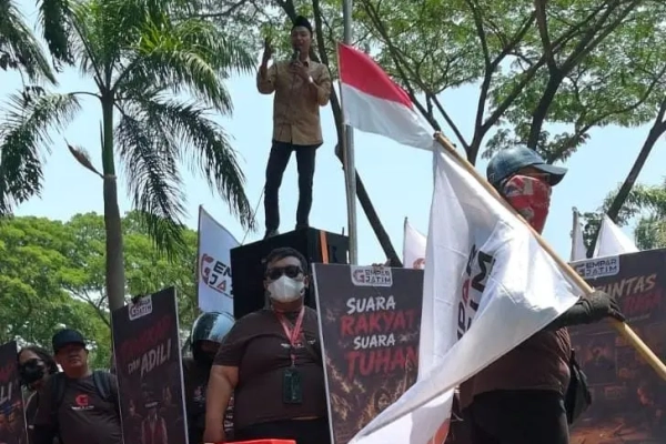 Gempar Jatim Unjuk Rasa Tuntut Kejelasan Pengelolaan Air Citraland