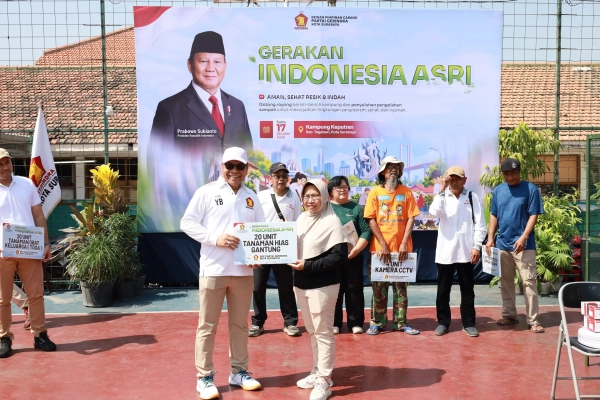 Gerakan Indonesia ASRI, Cak Yebe Fasilitasi Urban Farming Warga Surabaya