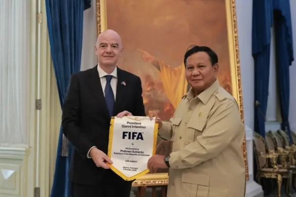 Bahas Visi, Presiden FIFA Sebut Indonesia Negara Sepak Bola