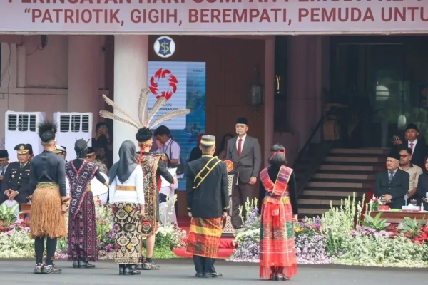 Sumpah Pemuda Bukan Sekadar Ikrar, Eri Cahyadi Dorong Anak Muda Surabaya Lebih Produktif